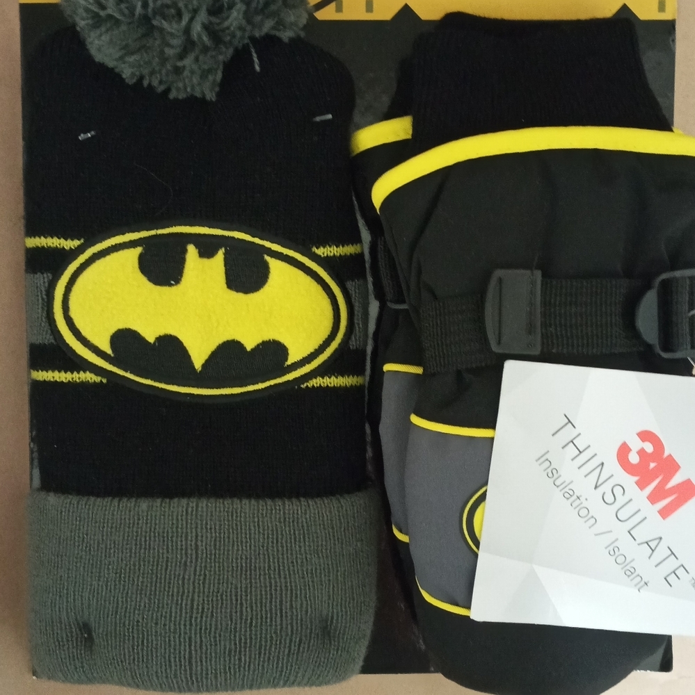 Batman hat & mitten set